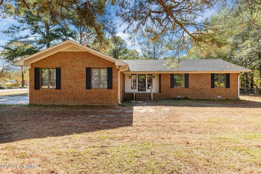 12440 Windmere DR, Laurinburg, NC 28352