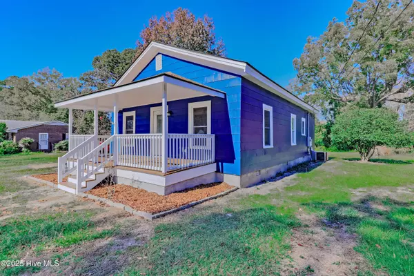 Magnolia, NC 28453,122 W Faison ST