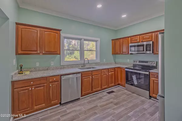 Magnolia, NC 28453,122 W Faison ST