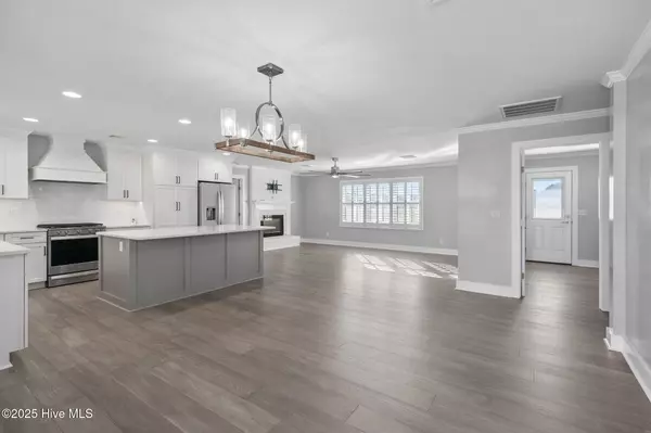 Burgaw, NC 28425,1505 Us Hwy 117 BYP S