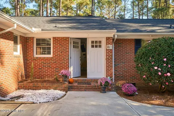 Whispering Pines, NC 28327,4 Harmon DR