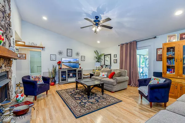 New Bern, NC 28562,115 Wadsworth LN