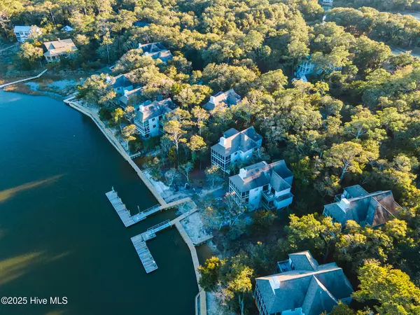 Bald Head Island, NC 28461,219 N Bald Head Wynd #12b