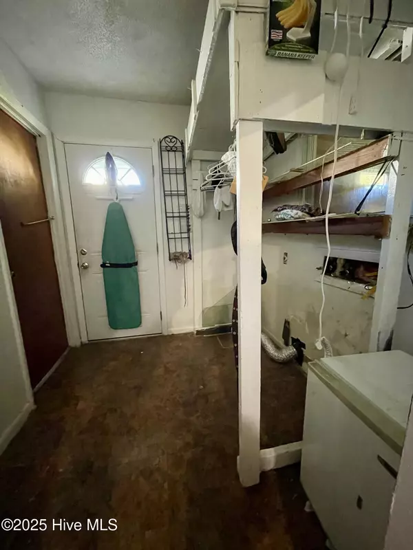 Jacksonville, NC 28546,153 Balsam RD