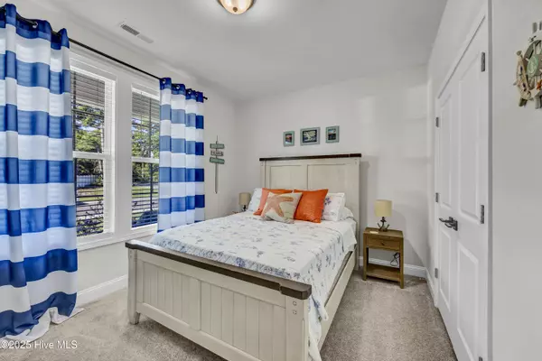 Southport, NC 28461,1100 Spincast RD