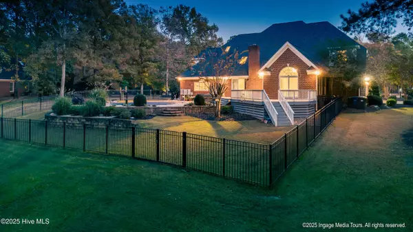 Greenville, NC 27834,951 White Horse DR