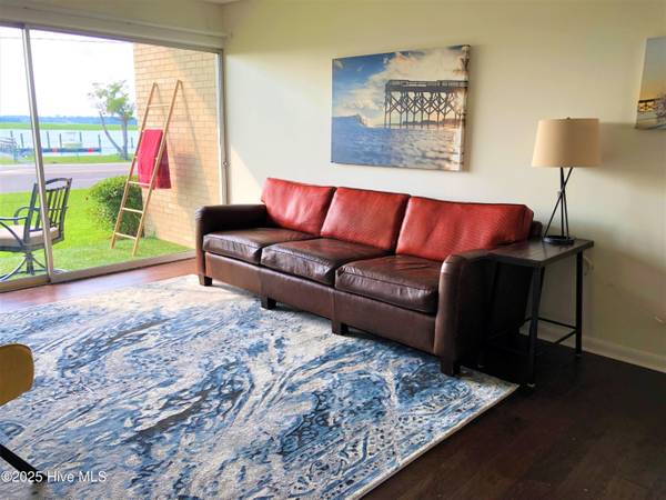 Wrightsville Beach, NC 28480,624 Waynick BLVD #Unit 101