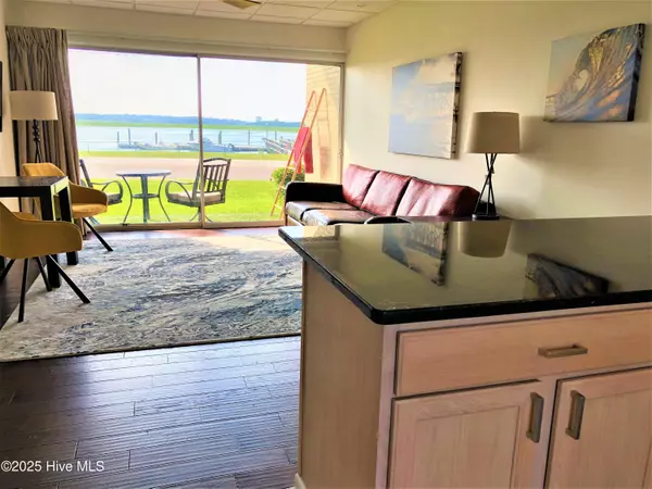 Wrightsville Beach, NC 28480,624 Waynick BLVD #Unit 101