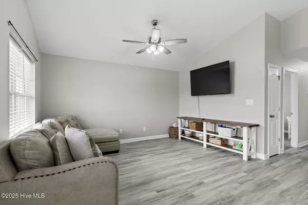 Richlands, NC 28574,503 Hester CT