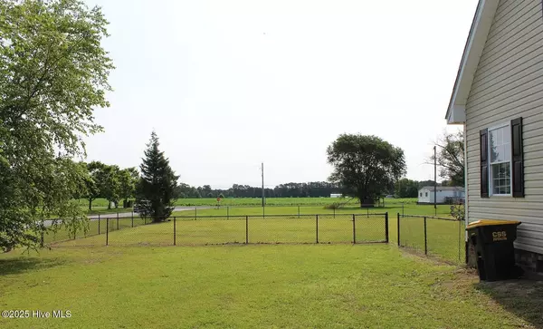 Greenville, NC 27858,3274 Quail Pointe DR