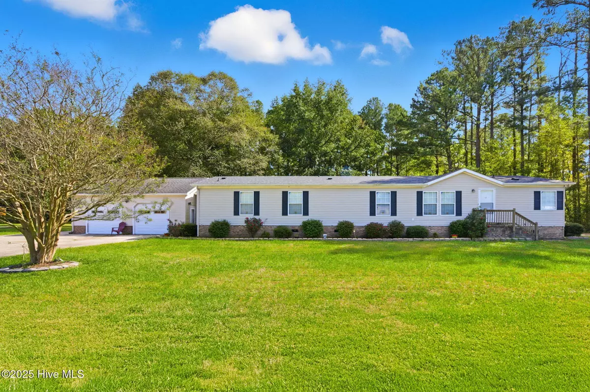 Elizabeth City, NC 27909,1452 Lambs Grove RD