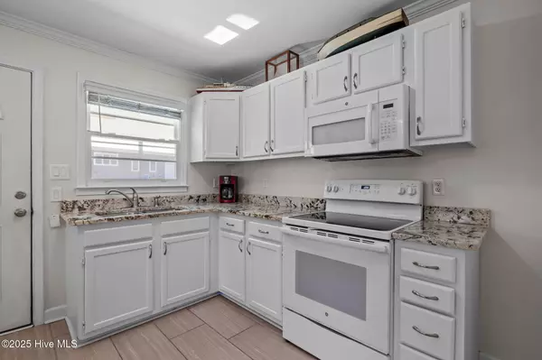 Beaufort, NC 28516,182 Lewistown RD #2