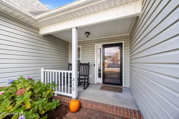 Winterville, NC 28590,312 Brogden CT