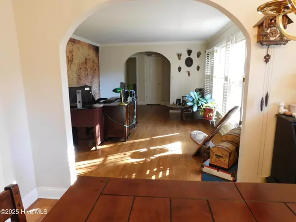 Laurinburg, NC 28352,510 S Wilkinson DR