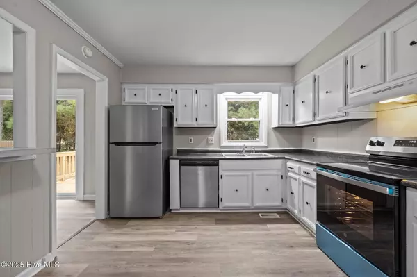 Jacksonville, NC 28546,106 Ronny CT