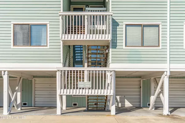 Carolina Beach, NC 28428,202 Lewis DR #Unit 1207