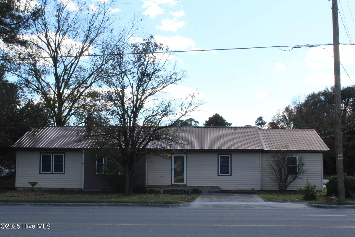 Beulaville, NC 28518,513 W Main ST