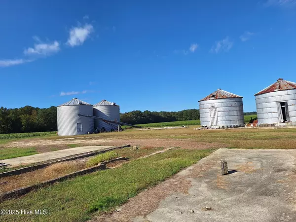 Robersonville, NC 27871,1676 Ross RD