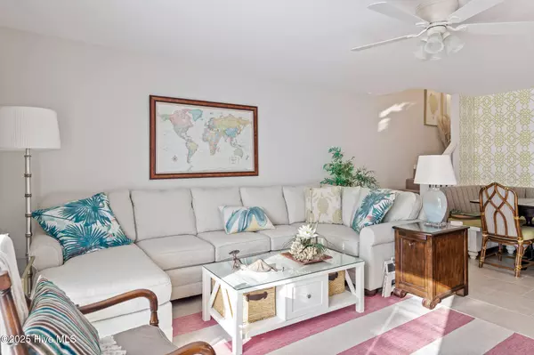 Ocean Isle Beach, NC 28469,30 Beaufort ST #Apt F