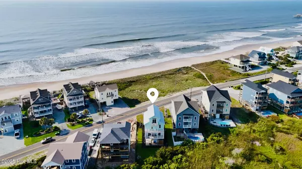 North Topsail Beach, NC 28460,1117 New River Inlet RD