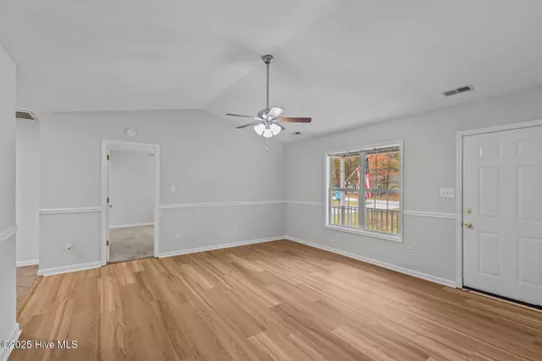 Richlands, NC 28574,204 Chappell Creek CT