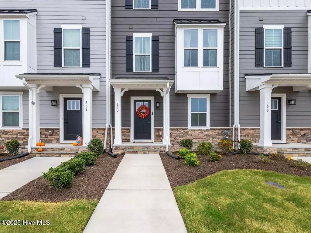 Moyock, NC 27958,302 Lydia ST