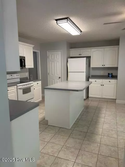 Foxfire Village, NC 27281,10 Wildwood LN