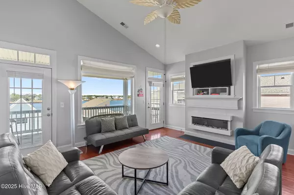 Carolina Beach, NC 28428,1102 Canal DR #A