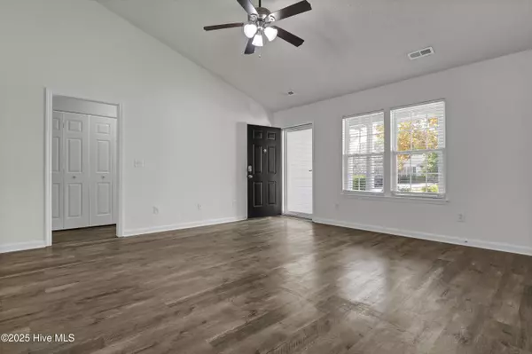 Wilmington, NC 28411,7300 Farrington Farms DR