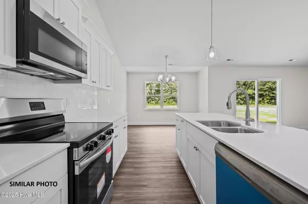 Jacksonville, NC 28546,101 Molly Rice Branch CT