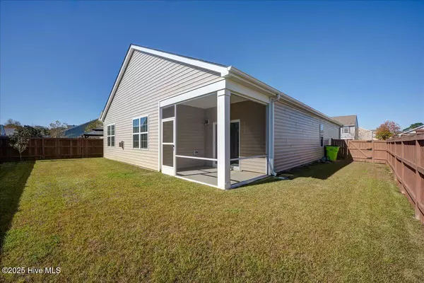 New Bern, NC 28560,410 Isabelle ST