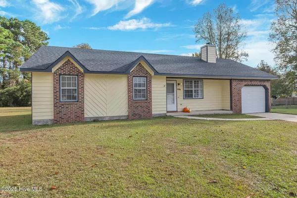 Jacksonville, NC 28540,406 Singletree CT