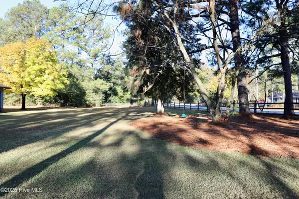 Aberdeen, NC 28315,948 Pinebluff Lake RD