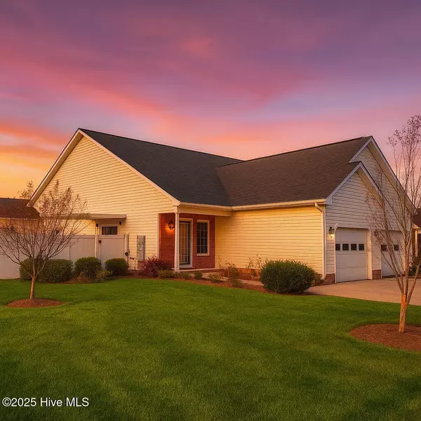 2050 Briarwood DR, Kinston, NC 28501