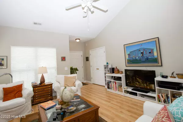 Aberdeen, NC 28315,207 Kinloch WAY