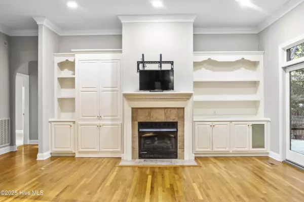 Southern Pines, NC 28387,214 Plantation DR