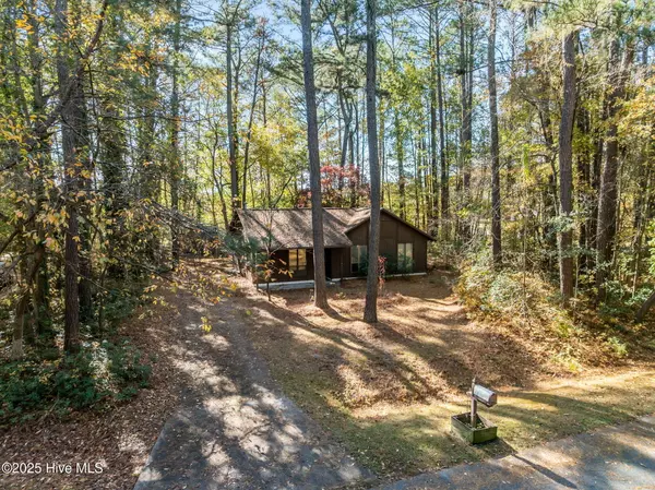 Greenville, NC 27834,1471 Hunters LN