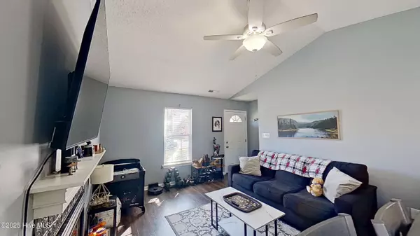 Jacksonville, NC 28546,1163 Pueblo DR