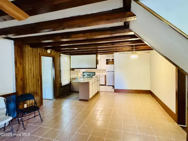 Williamston, NC 27892,506 N Haughton ST