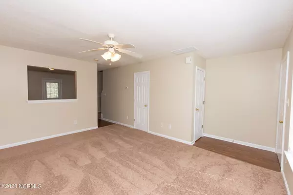 Jacksonville, NC 28540,328 Bracken PL