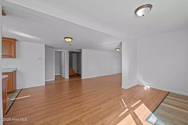 New Bern, NC 28560,104 Glenburnie DR