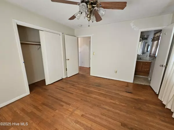 Clinton, NC 28328,124 Kimberly DR