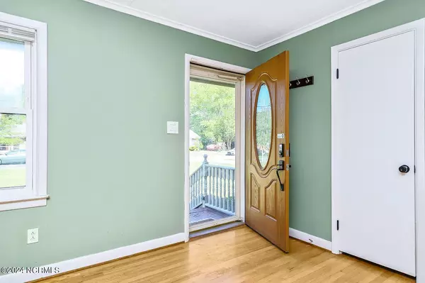 Elizabeth City, NC 27909,1510 Crescent DR