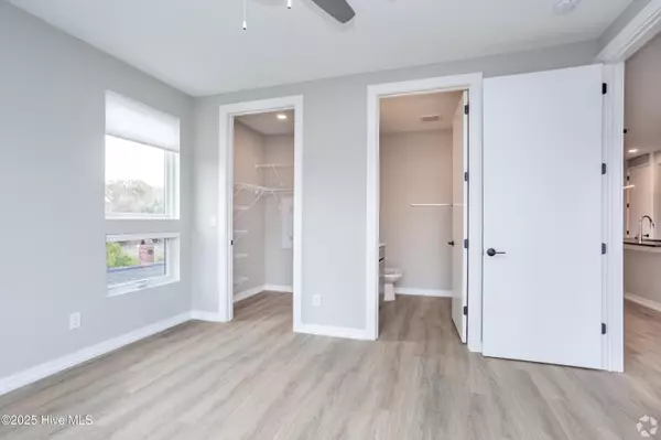 Wilmington, NC 28401,607 S 11th ST #108