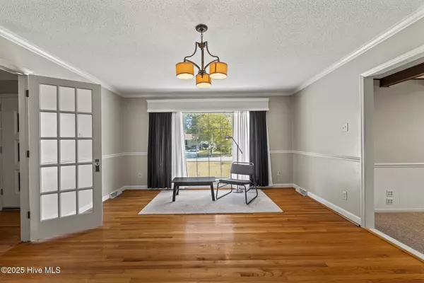 Jacksonville, NC 28540,911 Vernon DR