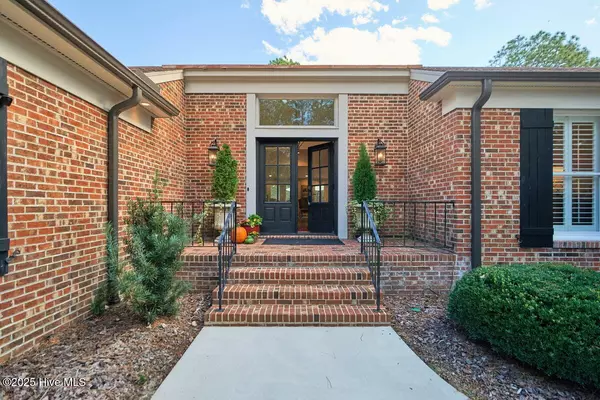 Pinehurst, NC 28374,25 Linville DR