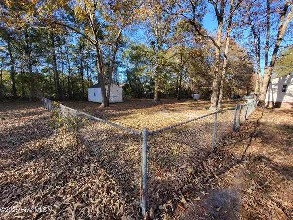 Richlands, NC 28574,119 Edgewater LN