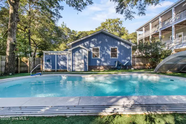 Oak Island, NC 28465,120 SW 7th ST