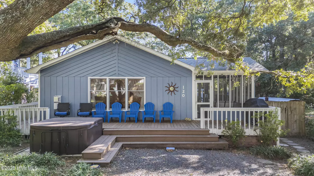 Oak Island, NC 28465,120 SW 7th ST