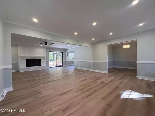 Wilmington, NC 28411,245 High Tide DR